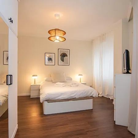 Comfortable And Spacious In La Corogne