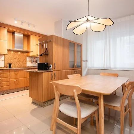 Comfortable And Spacious In Apartament A Coruña