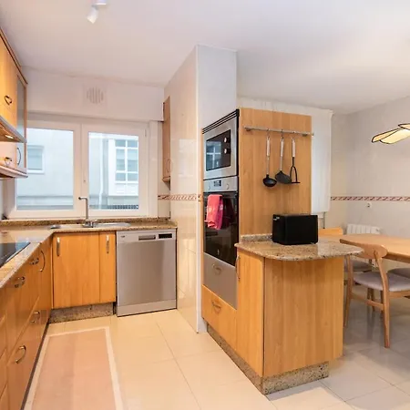 Comfortable And Spacious In Appartement *