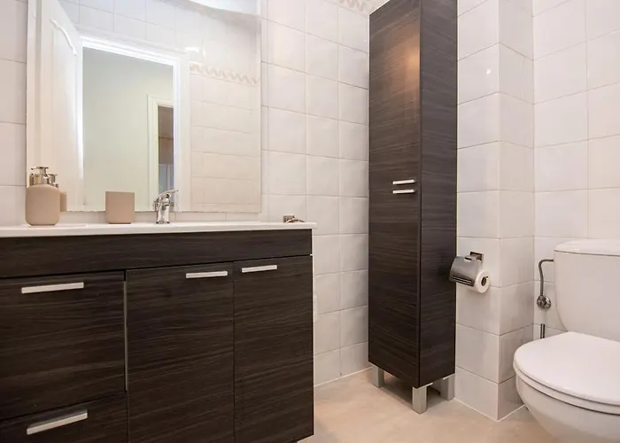 Apartament Comfortable And Spacious In