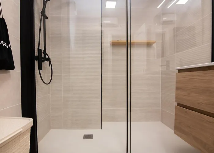 Comfortable And Spacious In La Corogne